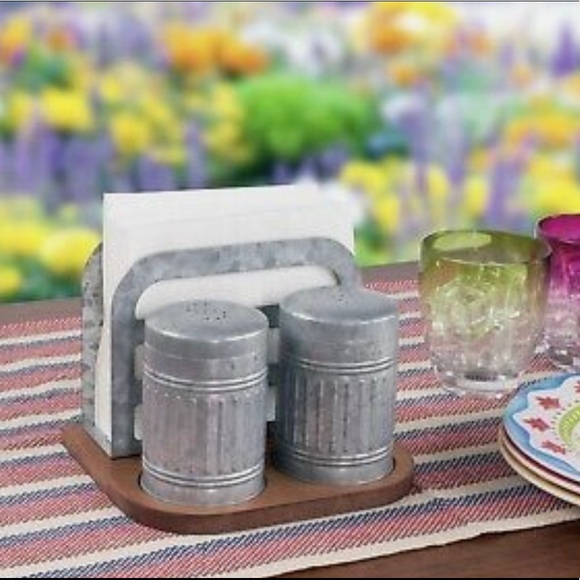 Better Homes And Gardens Other - Better Homes & Gardens Farmhouse Galvanized Salt & Pepper Shaker Napkin Holder